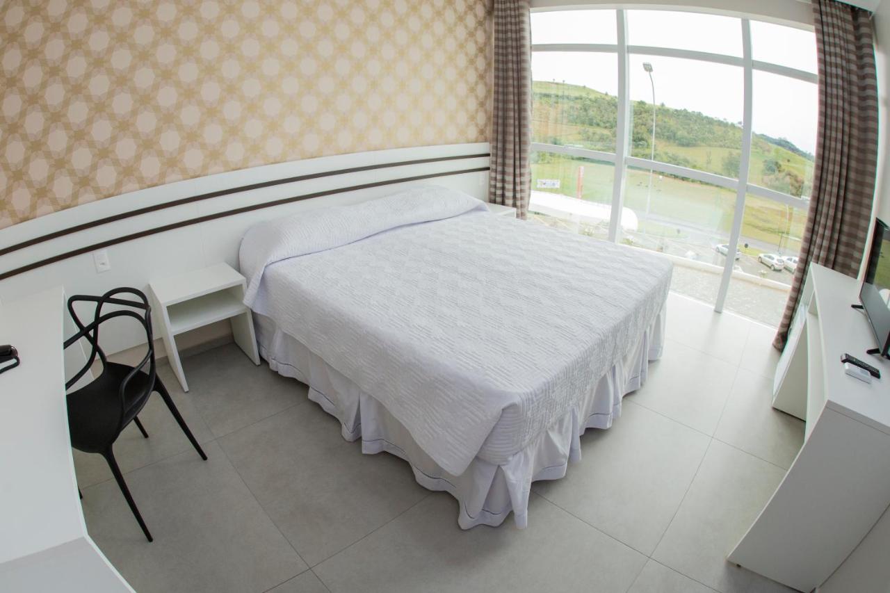 Hotel Hpr Vitorino Extérieur photo