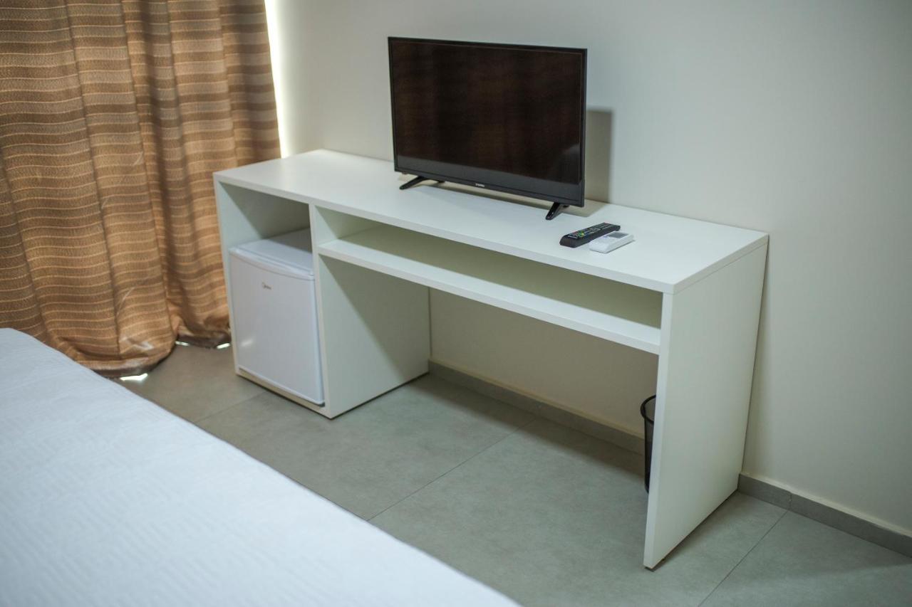Hotel Hpr Vitorino Extérieur photo