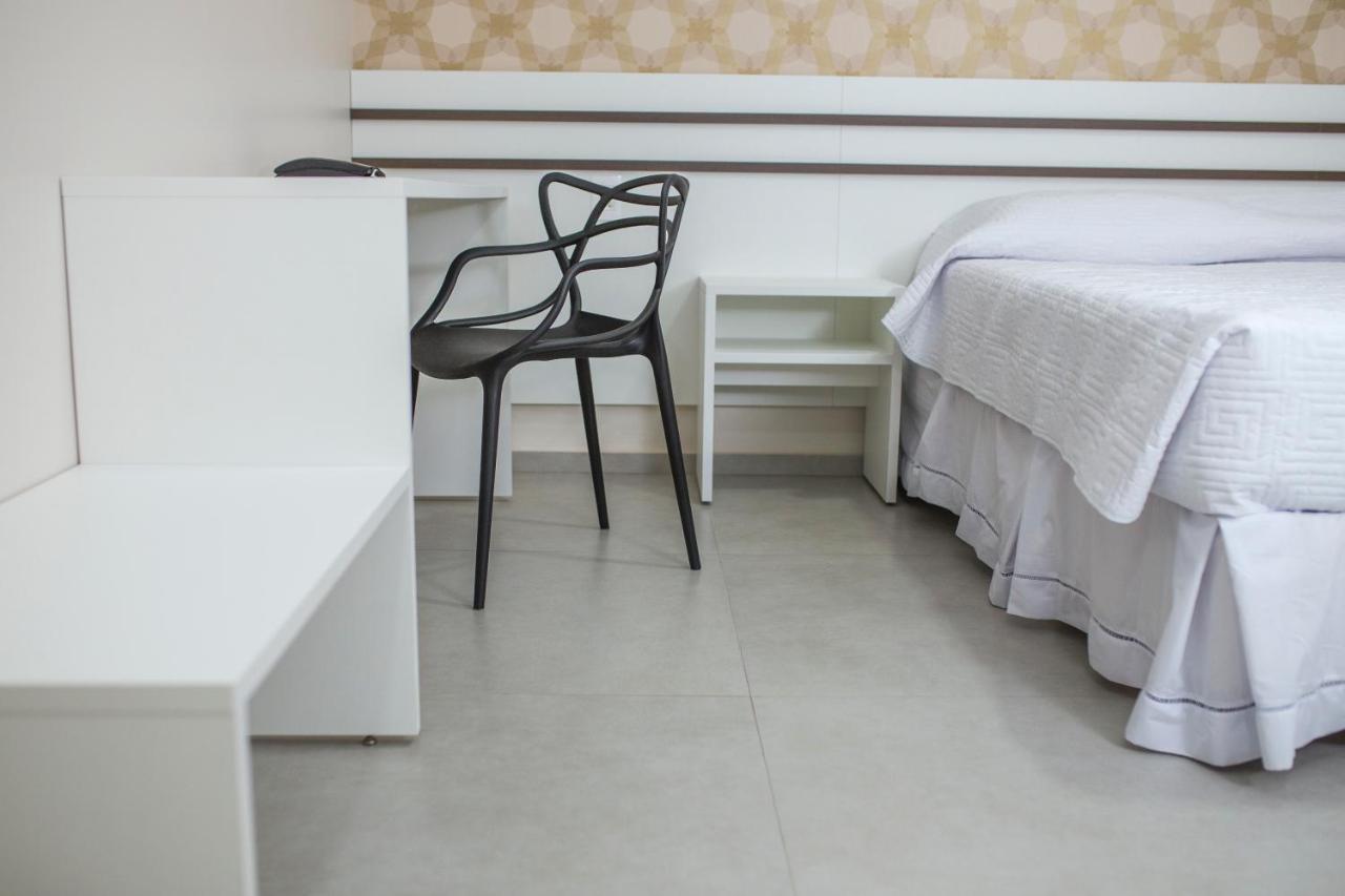 Hotel Hpr Vitorino Extérieur photo